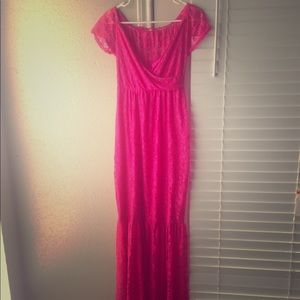 Pink stretchy maternity dress